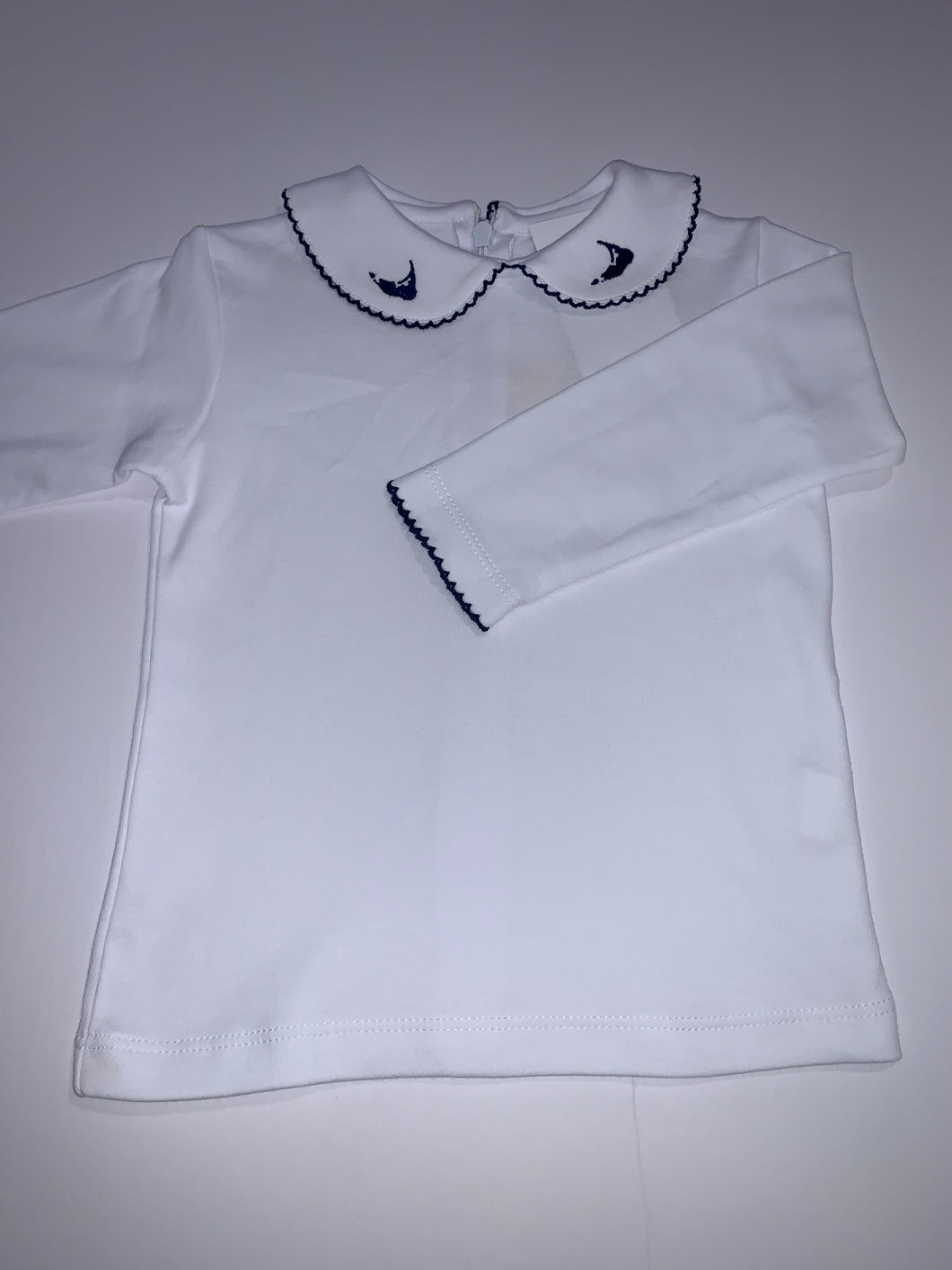 White cotton top white navy island on collar